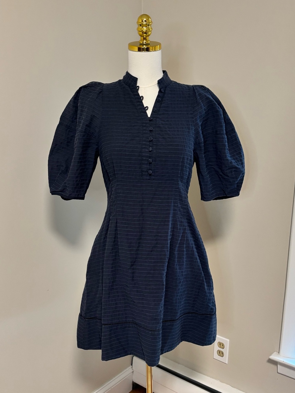 Club Monaco Navy Textured Puff Sleeve Mini Dress Size 2